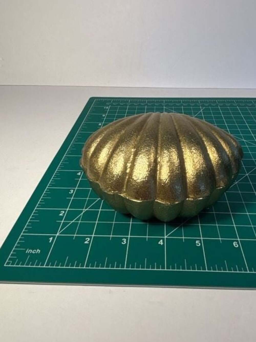 Metal Figurine Clam Coastal Gold